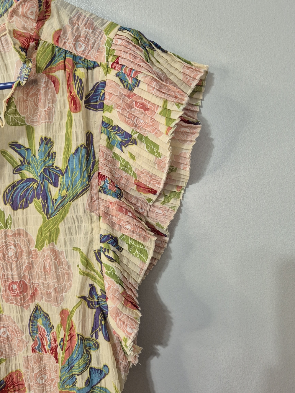 VOY Floral Ruffle Sleeve Blouse Medium Boho Lightweight Textured Top - Picture 8 of 9